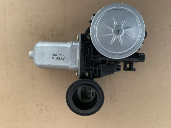 AY-WRM020 RH 12V 5P